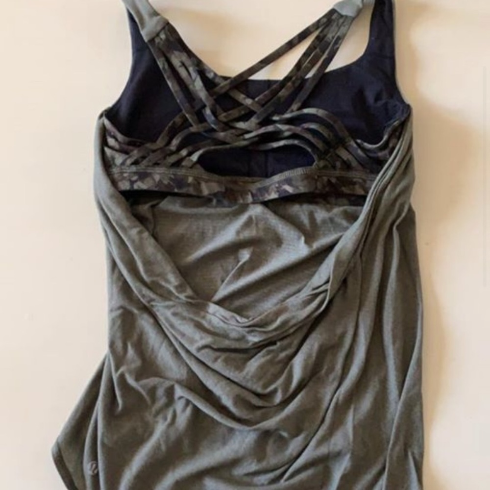 EUC Lululemon Top with built in bra
